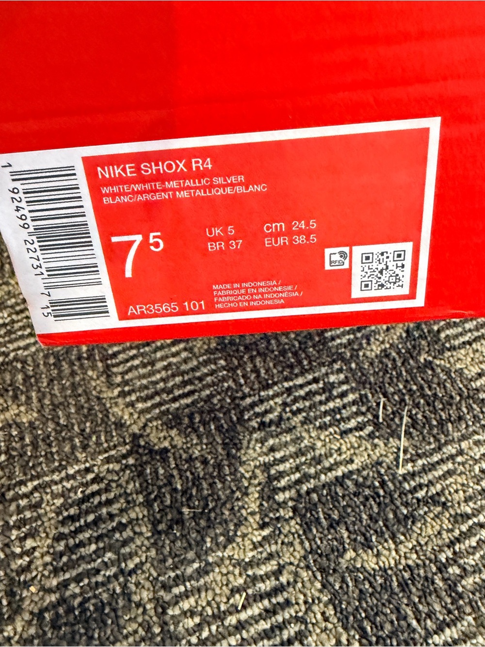 Nike shox R4 - Picture 13 of 13